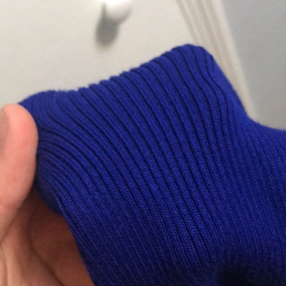 Women’s sweater!!! (Size medium) - Picture 5 of 5